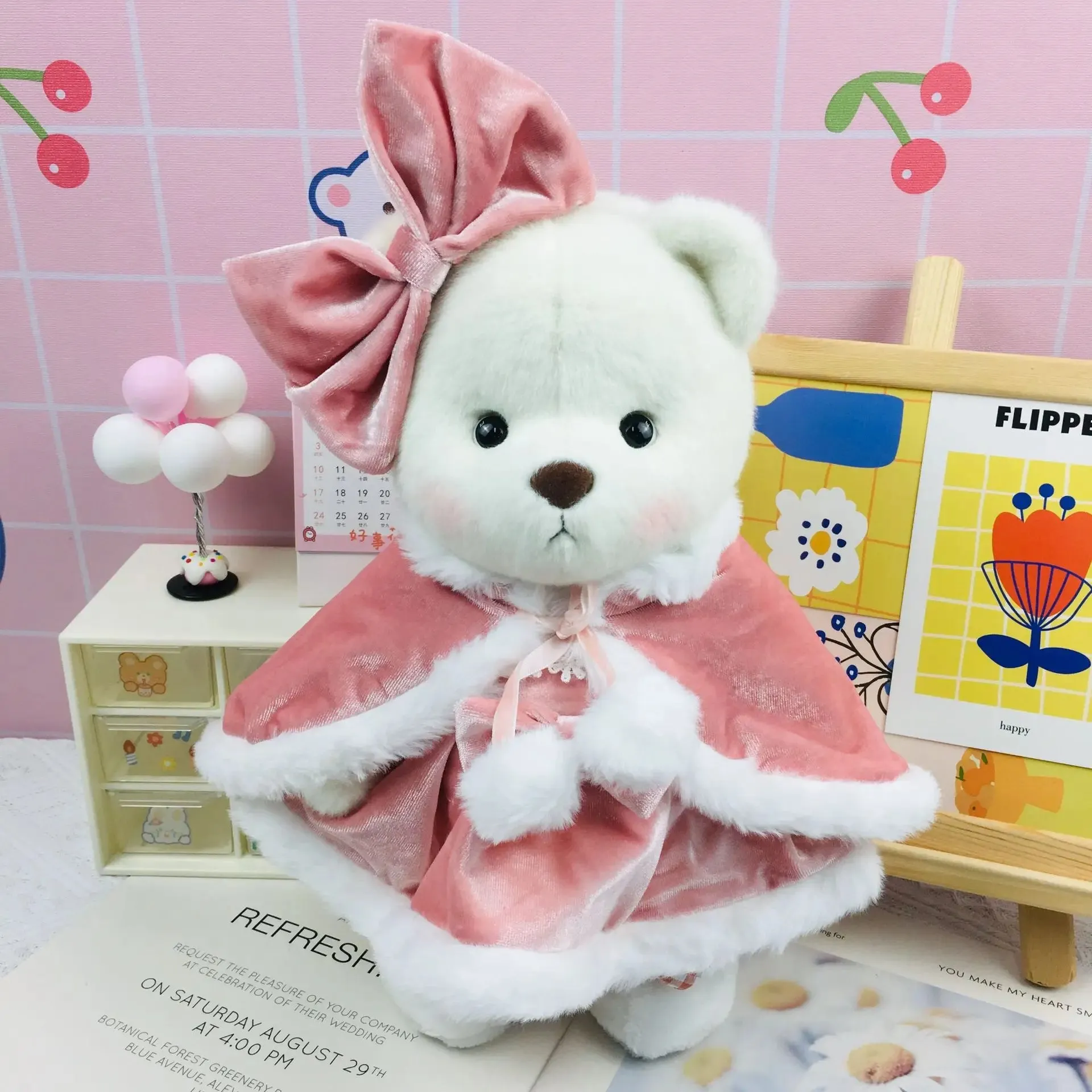 Adorable Plush Teddy Bear - Perfect Gift