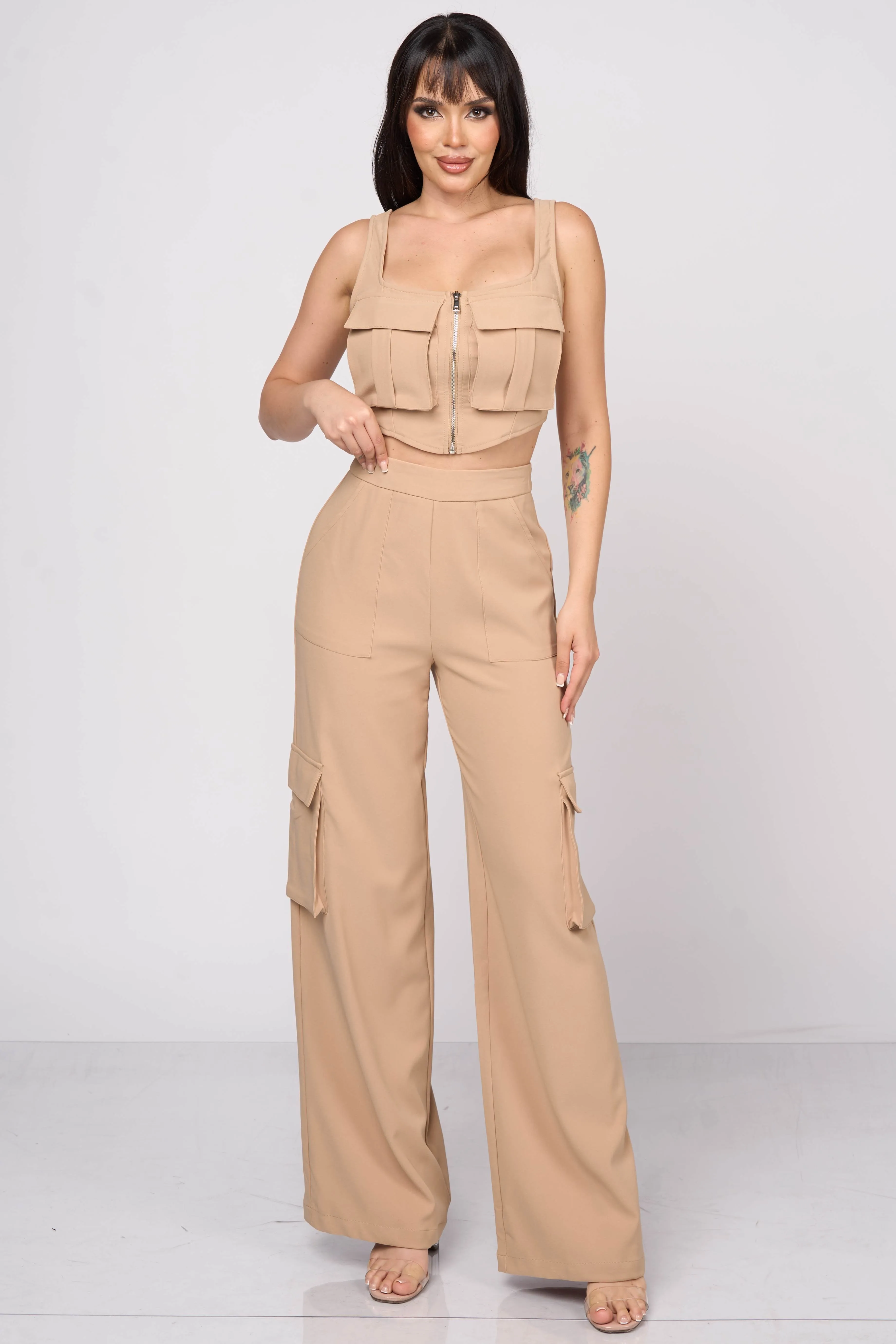 CHIC CARGO ZIPUP CROP TOP & CARGO PANTS SETS