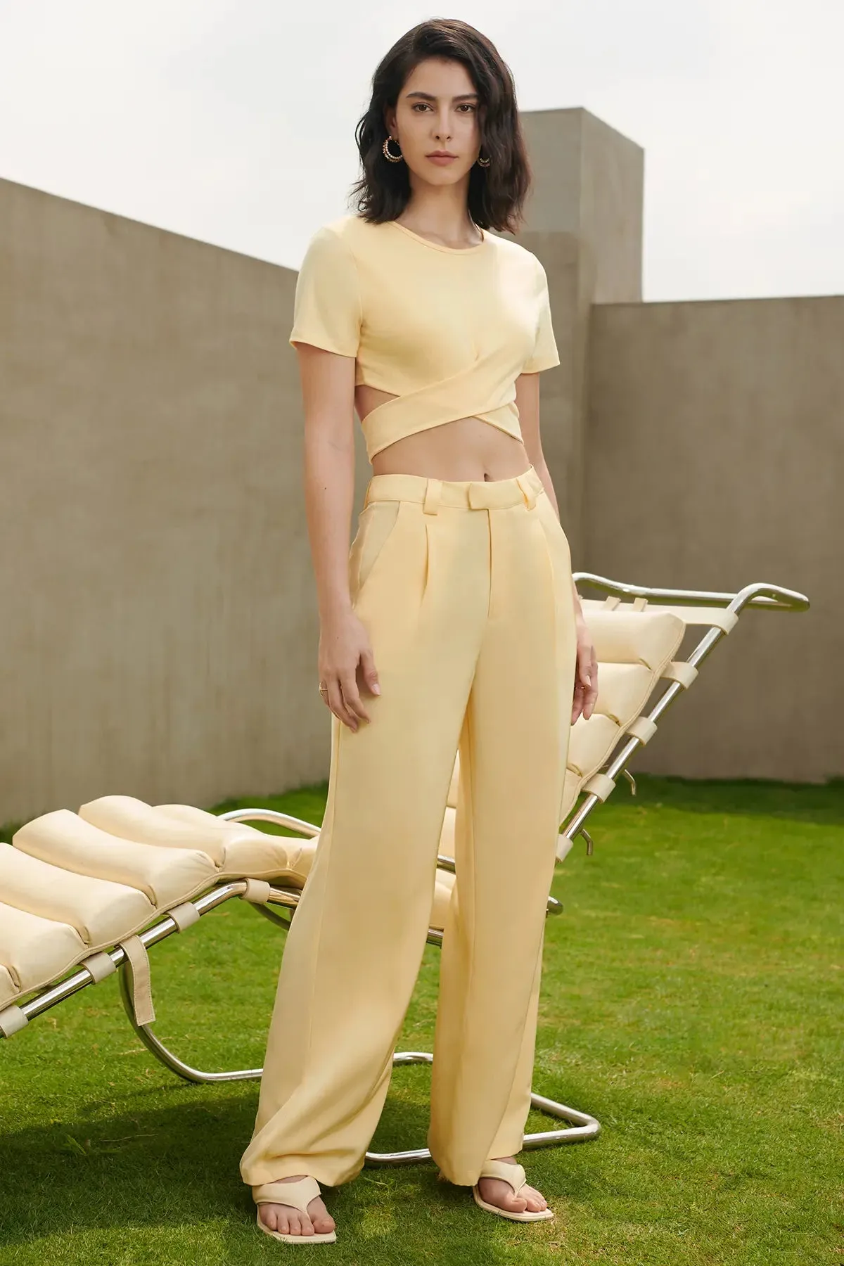 Cut Out Tie Back Crop Tee