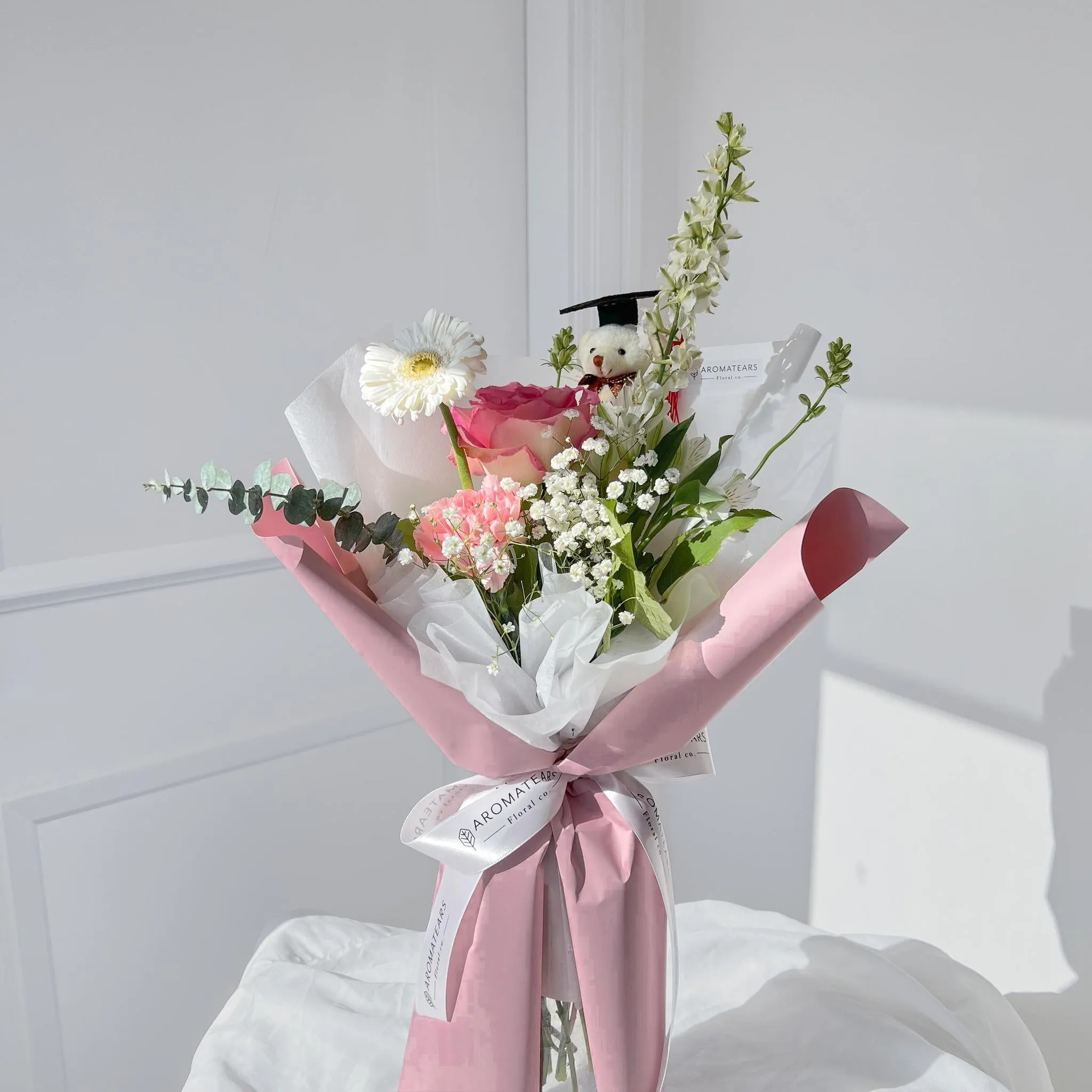 Designer's Choice Simple Mixed Fresh Bouquet