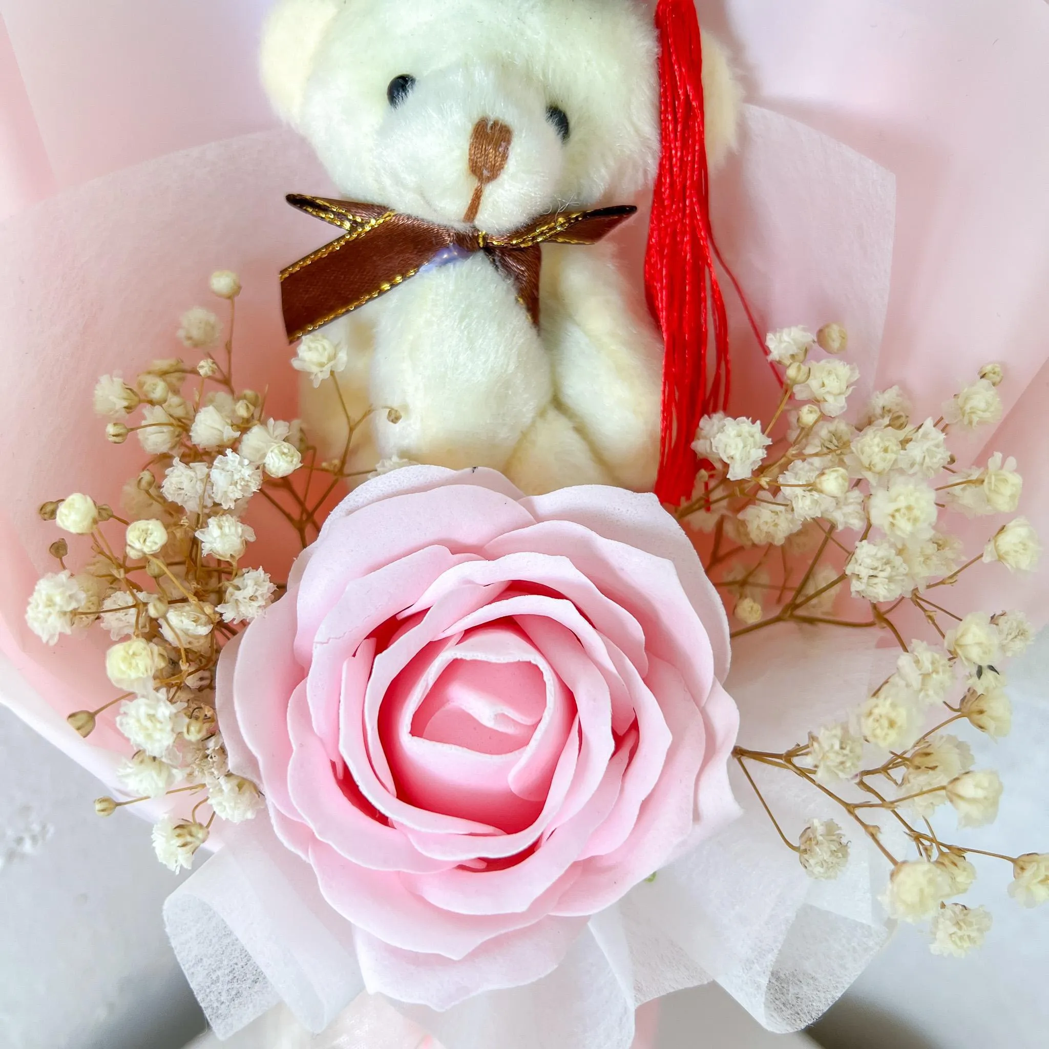 Graduation Single Soap Rose Bouquet (Included Graduation Bear)
