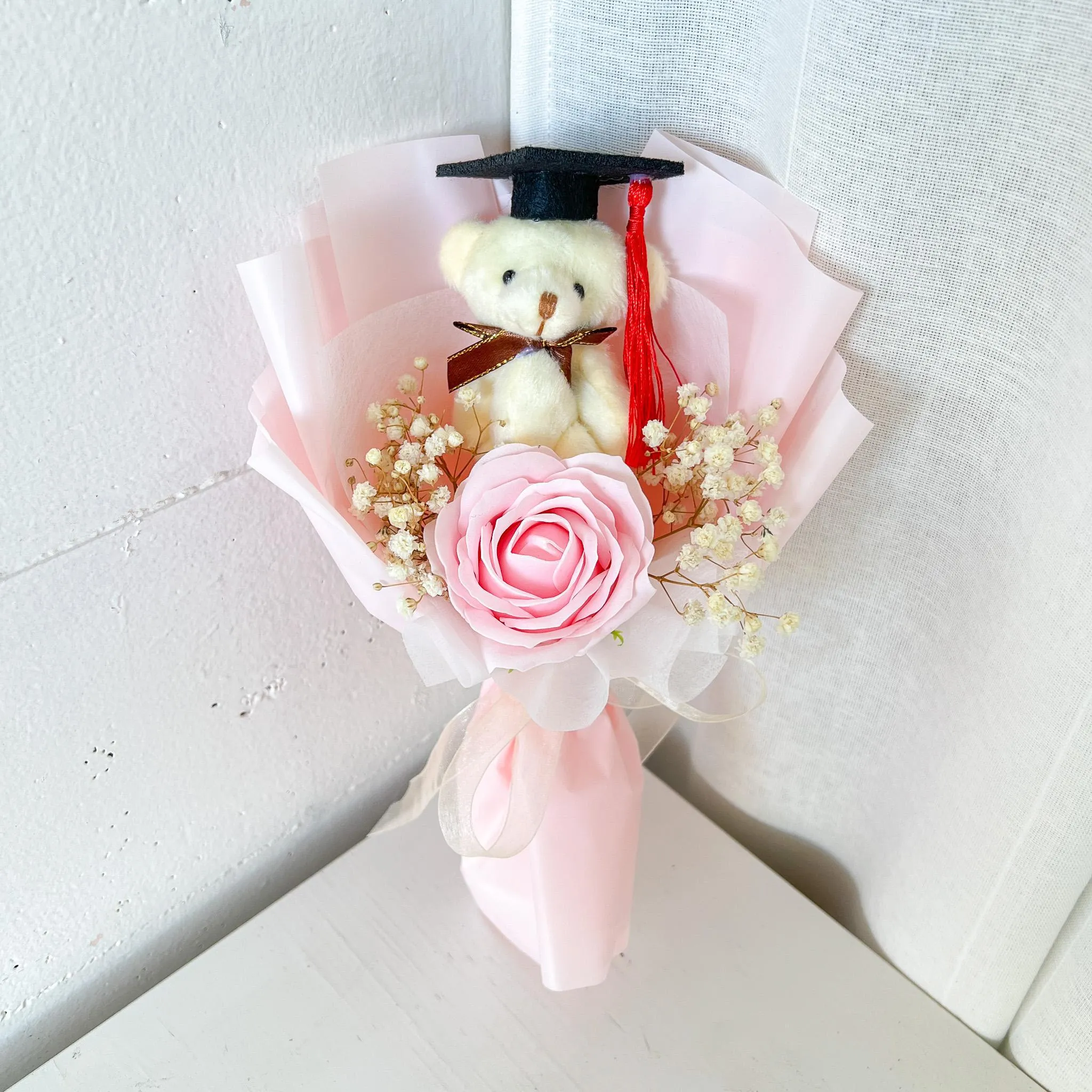 Graduation Single Soap Rose Bouquet (Included Graduation Bear)