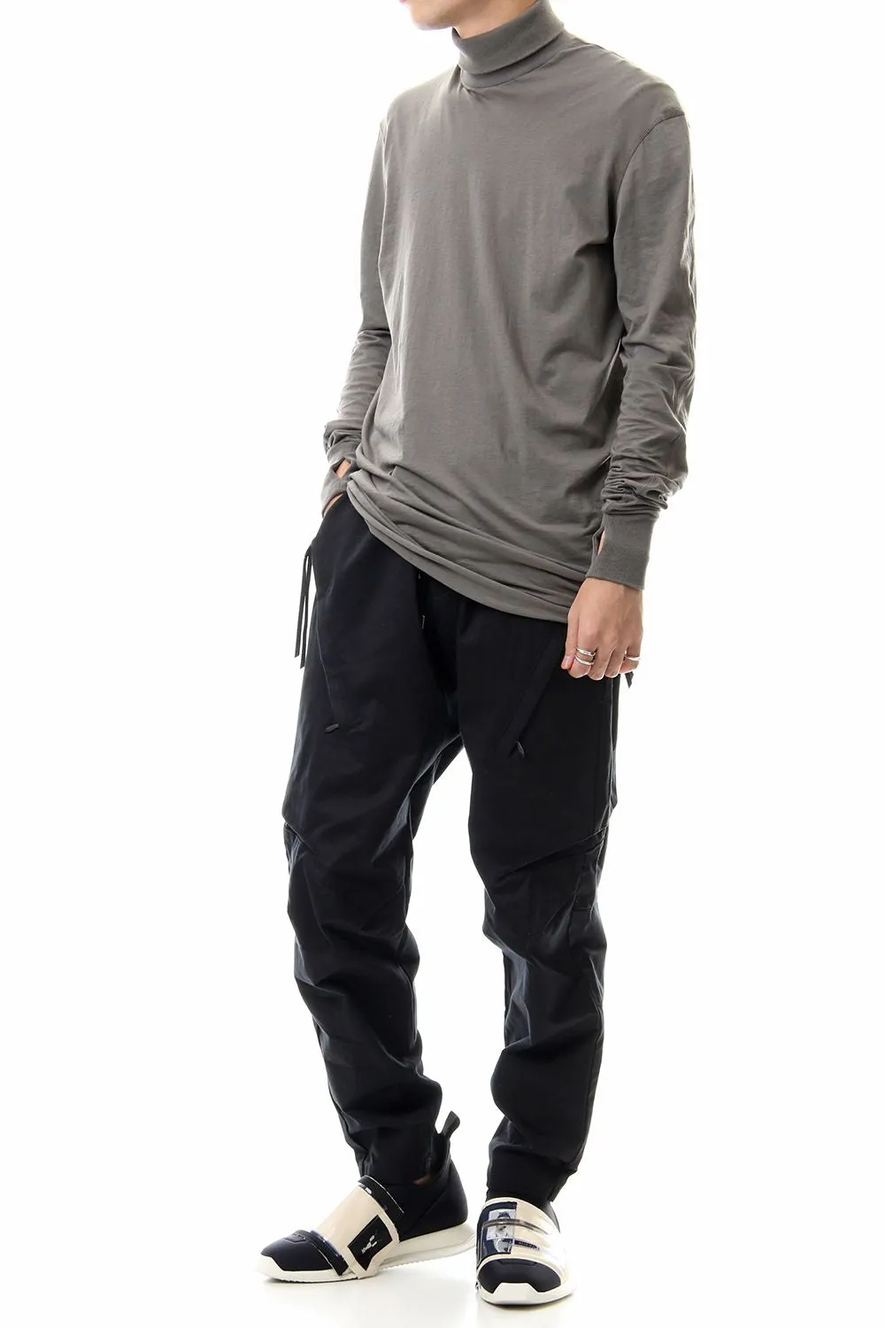 INVISIBLE CARGO PANTS - BLACK