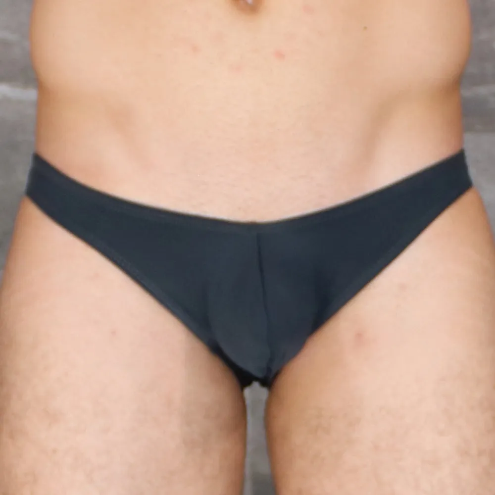 Mckillop VKDS SA2 Hoist Bikini Naked