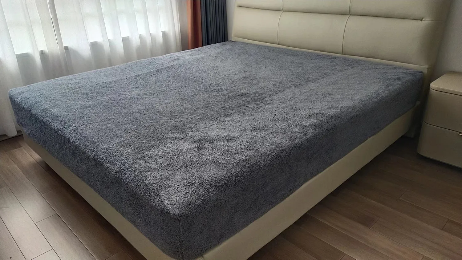 Teddy Fleece Fitted Sheet (Grey)