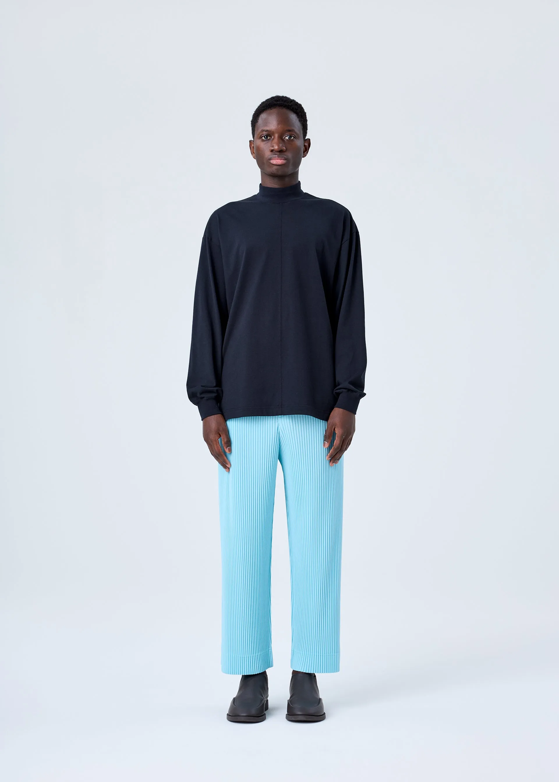 TURTLENECK TOP