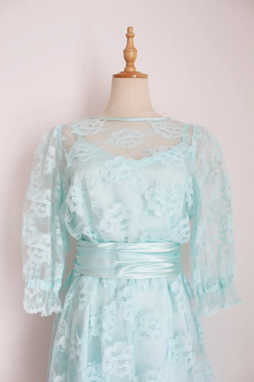 VINTAGE LACE OVERLAY DRESS SET BLUE - SIZE 10