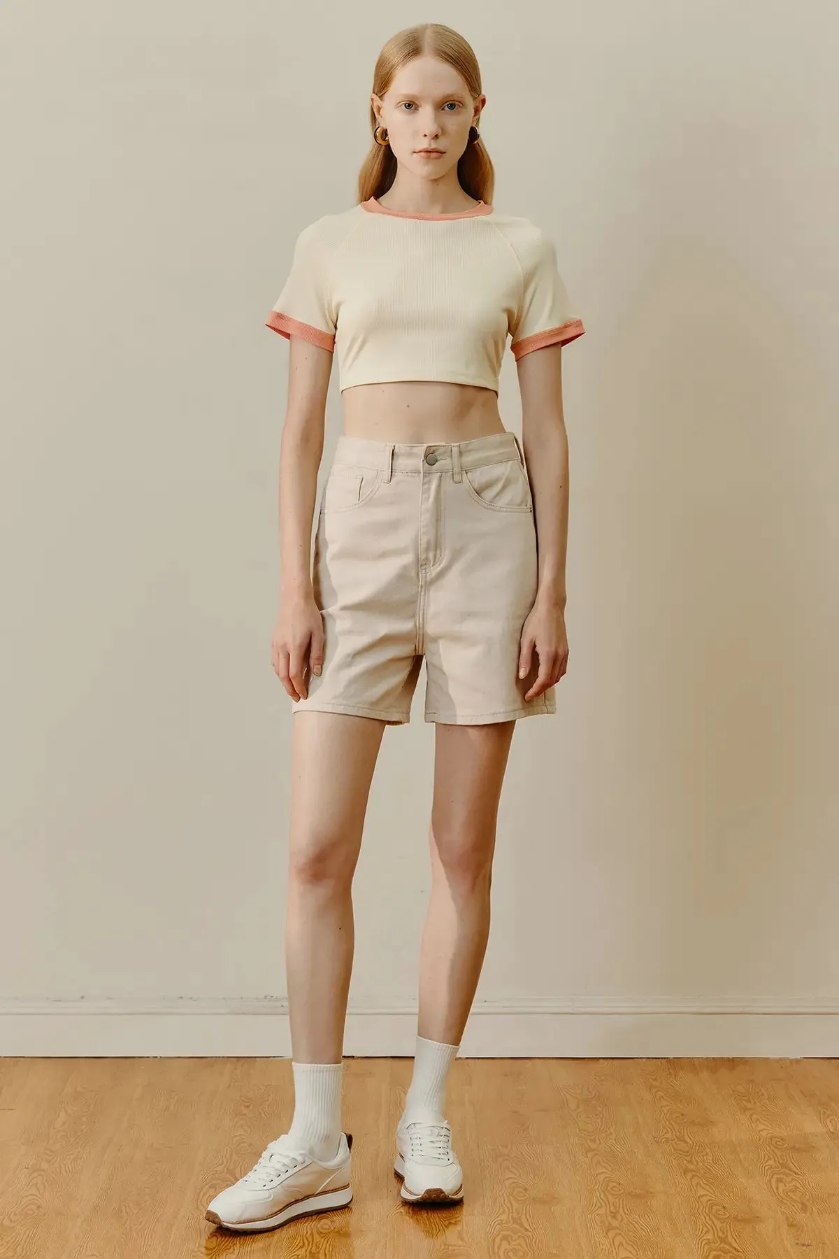 Women's Contrast Binding Rib Crop Top